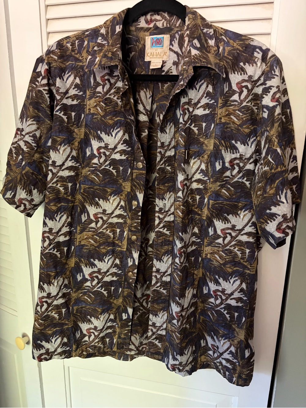 Vintage Kahala Men’s Short-Sleeve Button-Down Tropical Shirt in Olive/purple